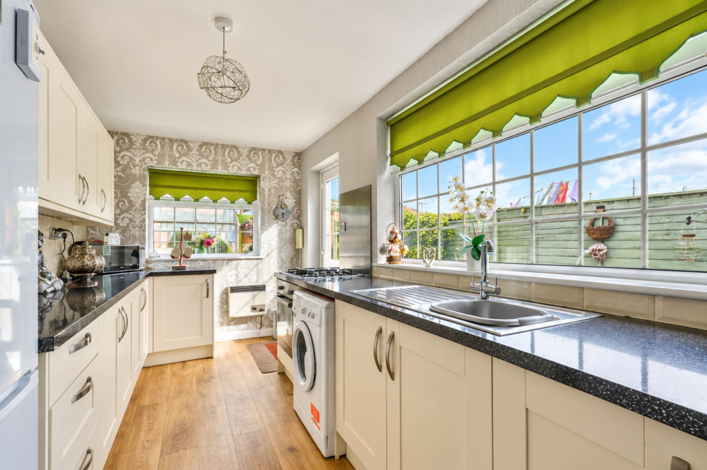 House in Stockton-on-Tees - More