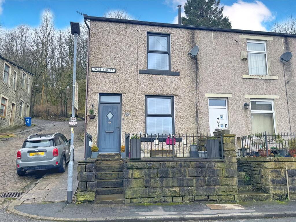 2-bed terraced on Dale Street, Bacup, Rossendale, OL13, £115,000