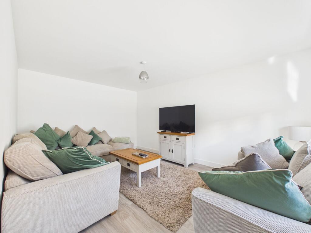 House in Tewkesbury, Twigworth Green, Twigworth - View 5