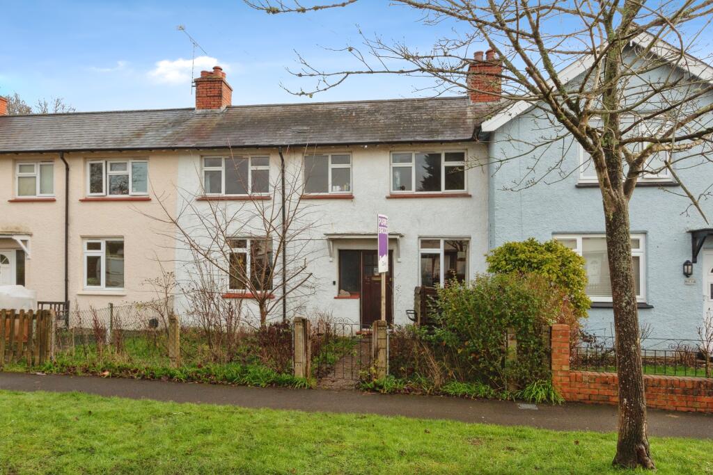 Main image of property: Whyte Avenue, Aldershot, GU12