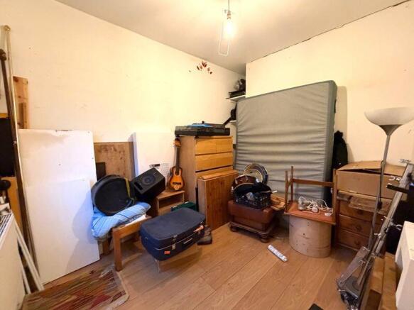 Photo 25