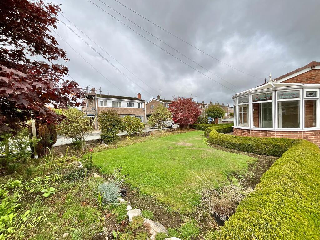 House in Stoke-on-Trent - View 4