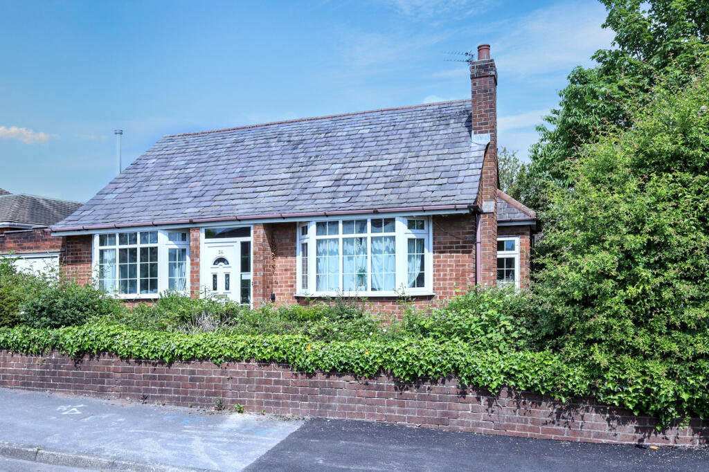 2-bed detached on Wensley Road, Cheadle, Cheshire, £350,000