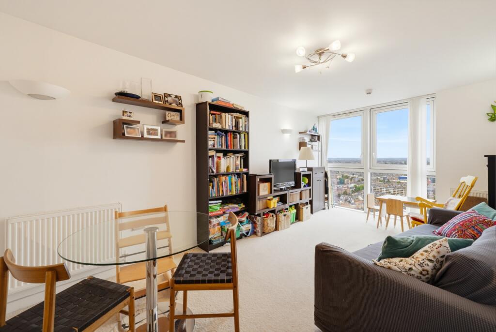 Apartment in London - View 2