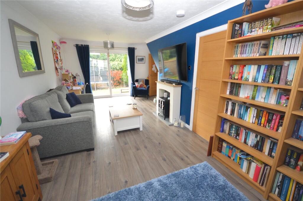 Harveys Hill, Luton, Bedfordshire, LU2 photo 3
