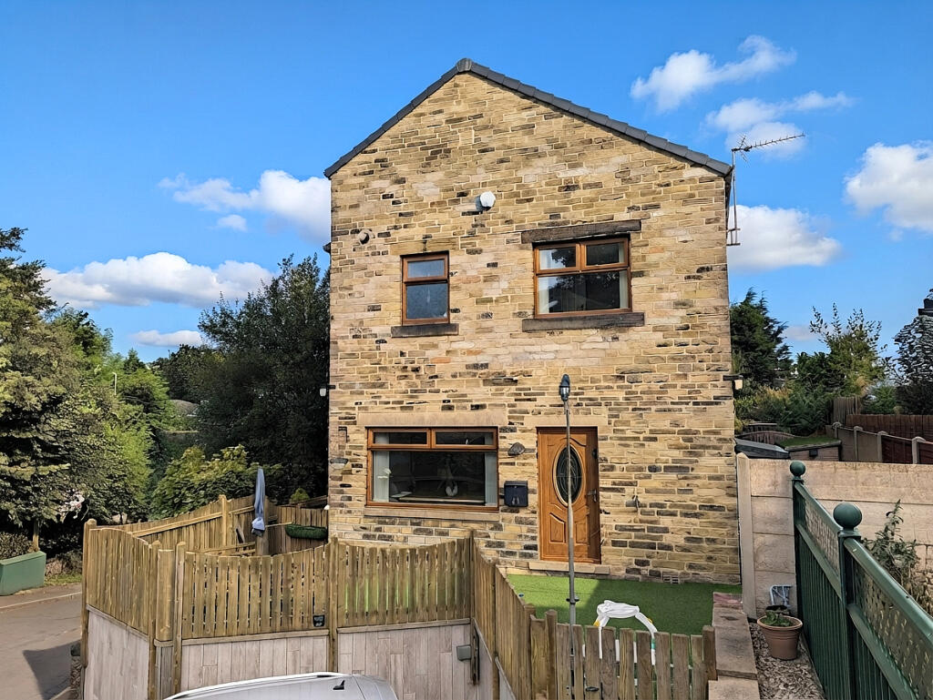 Main image of property: 48 Hullen Edge Lane, Elland, HX5 0QS