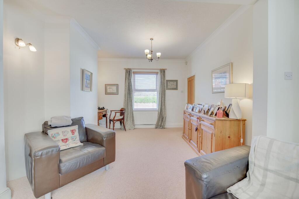 Heath Road, Sandbach, CW11 - View 6
