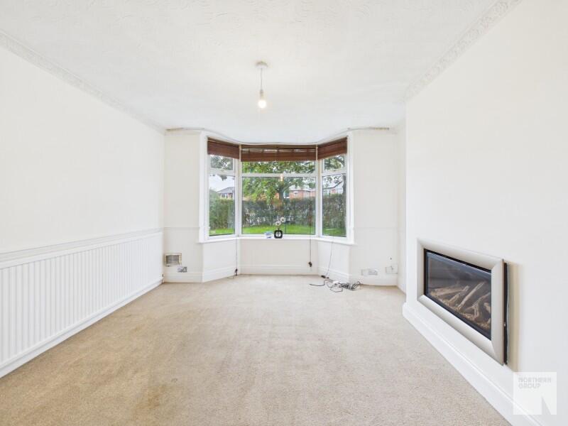 House in Tameside, Greater Manchester - View 4