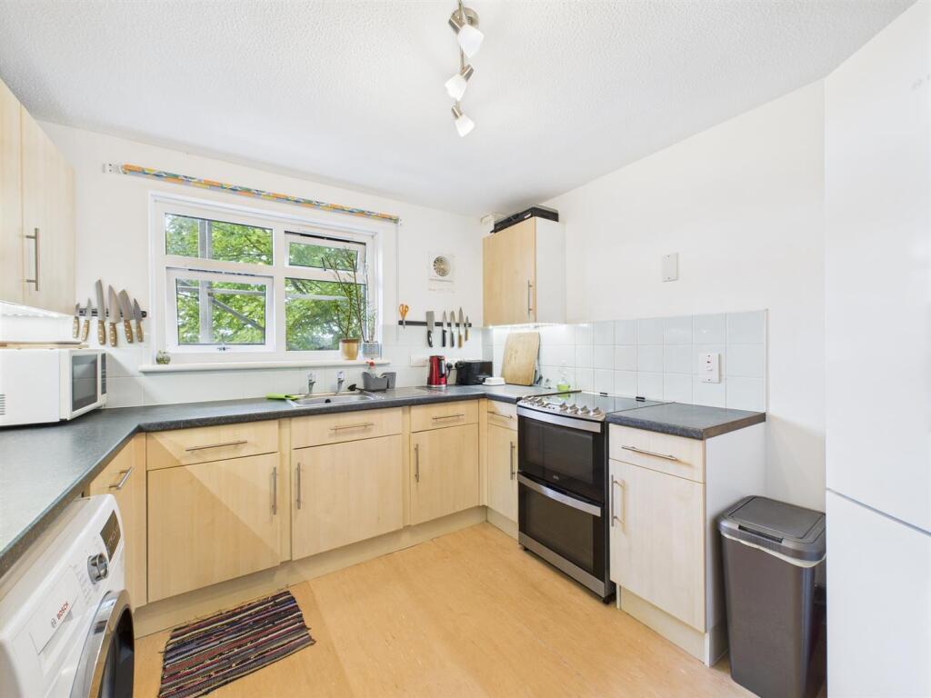 Apartment in Kingswood, Hanham Abbots - More