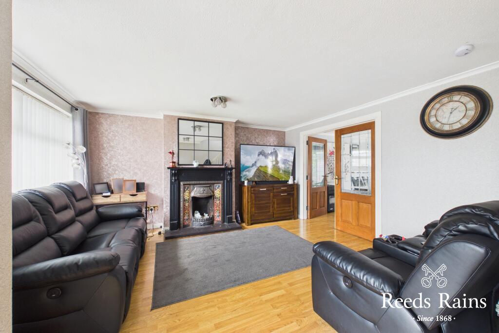 De Lacy Avenue, Carrickfergus, Mid And East Antrim photo 3