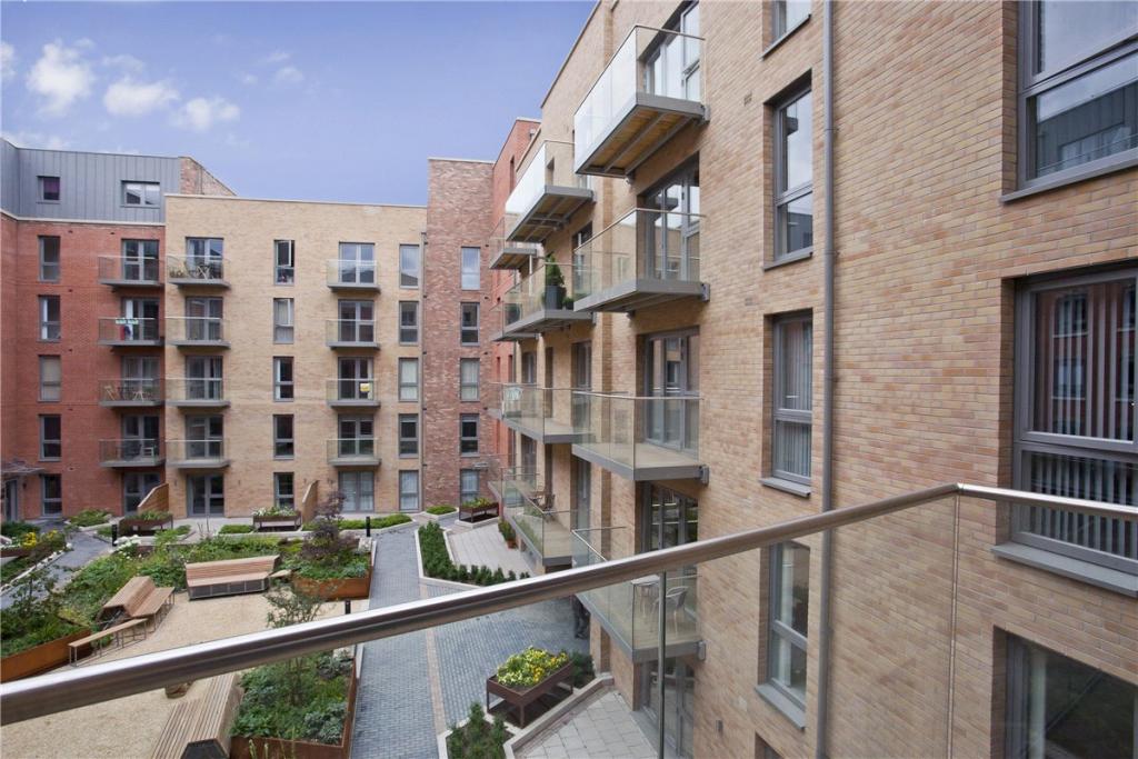Apartment in York - More