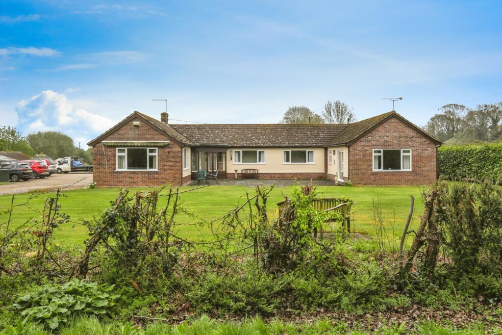 House in Ipswich - View 5