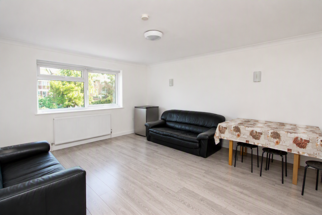 Main image of property: Birdhurst Road, South Croydon, CR2 7EA