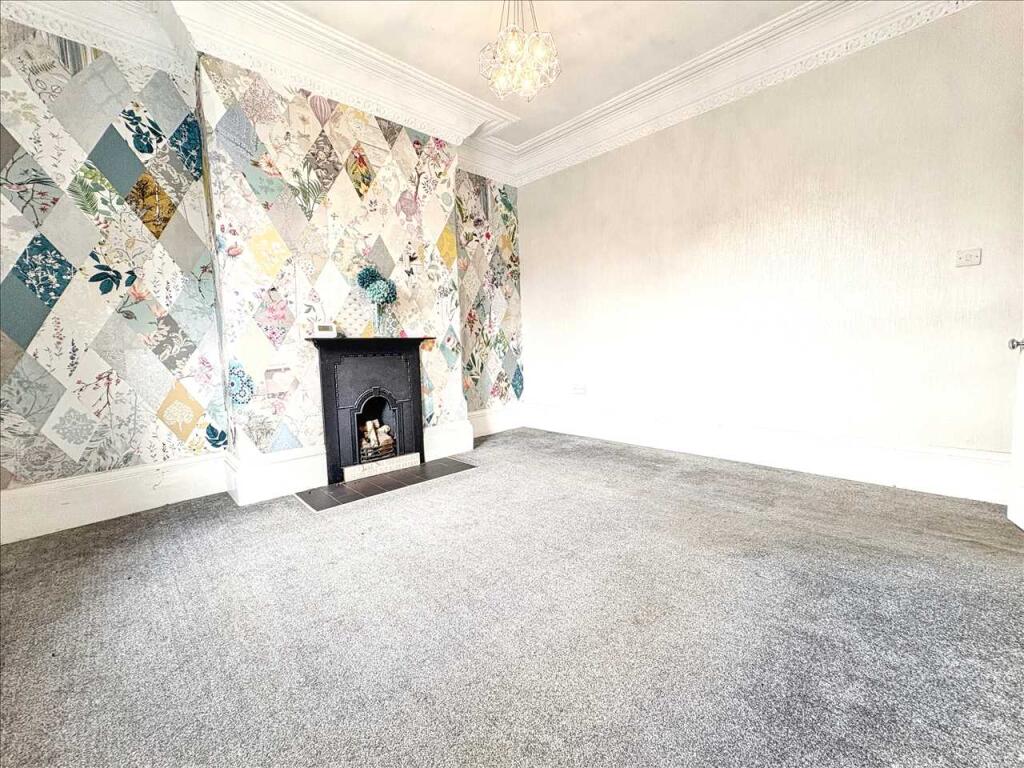 House in Nottingham - View 5