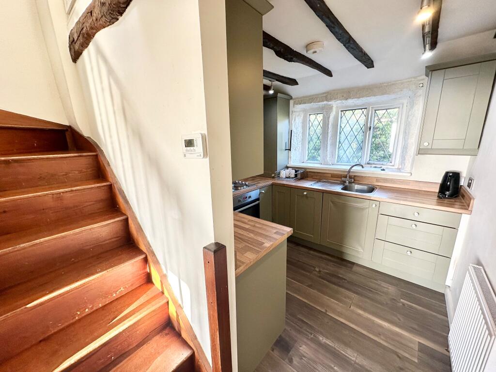 House in Calderdale, Wadsworth - View 5