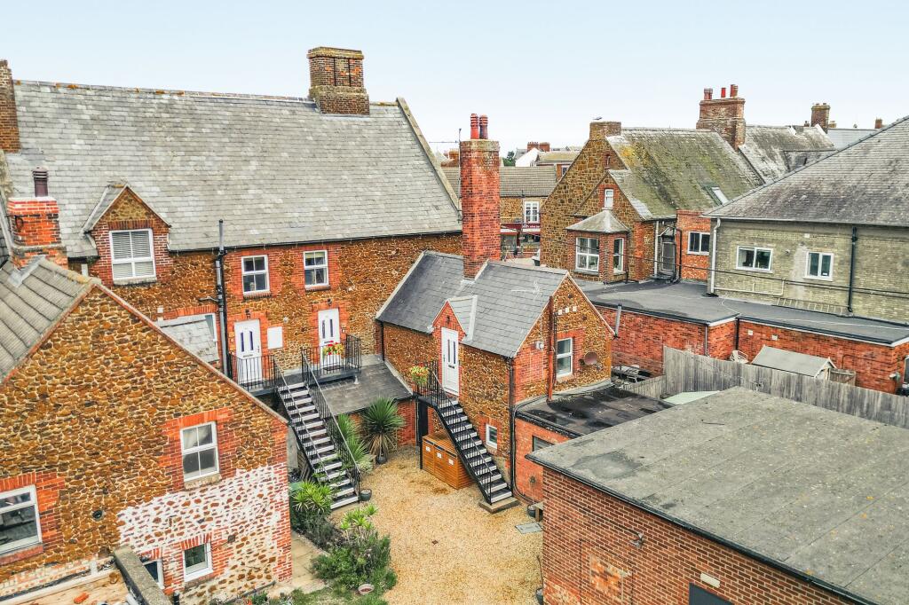 Main image of property: Smart One-Bedroom Apartment in Hunstanton