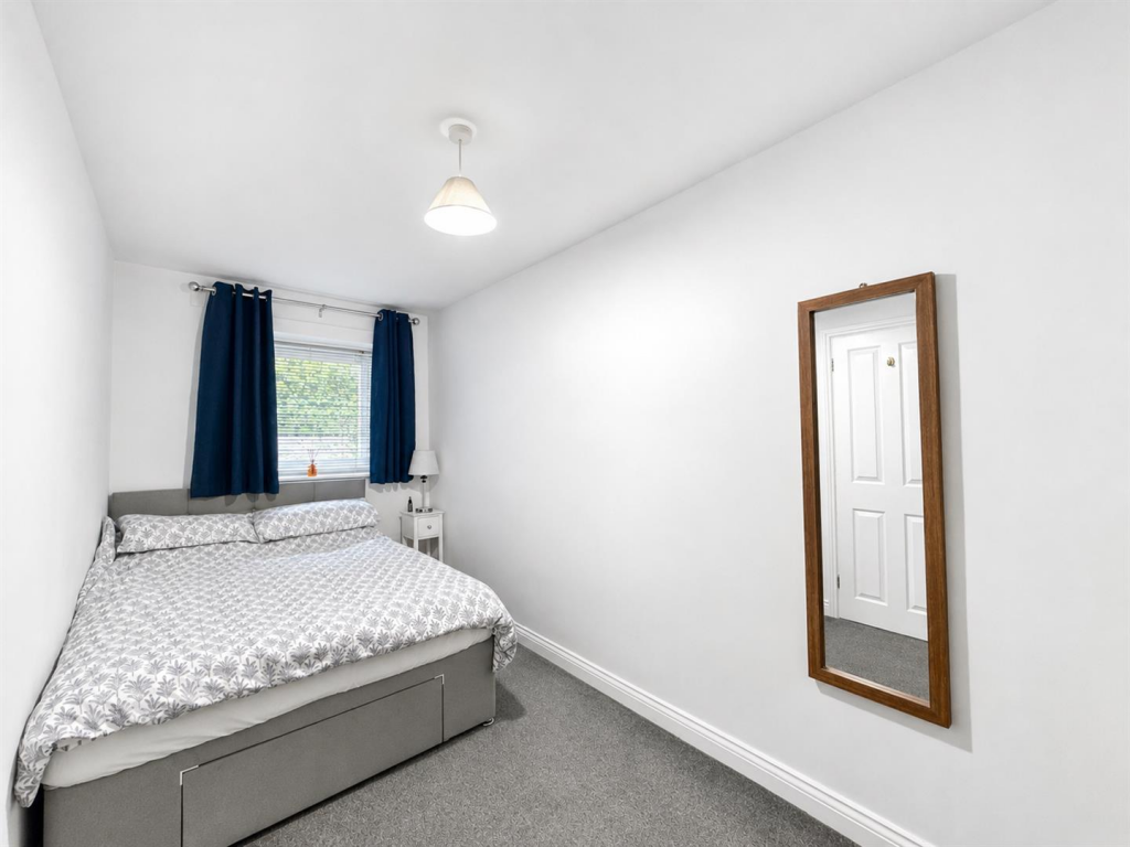 Apartment in Torquay - View 4