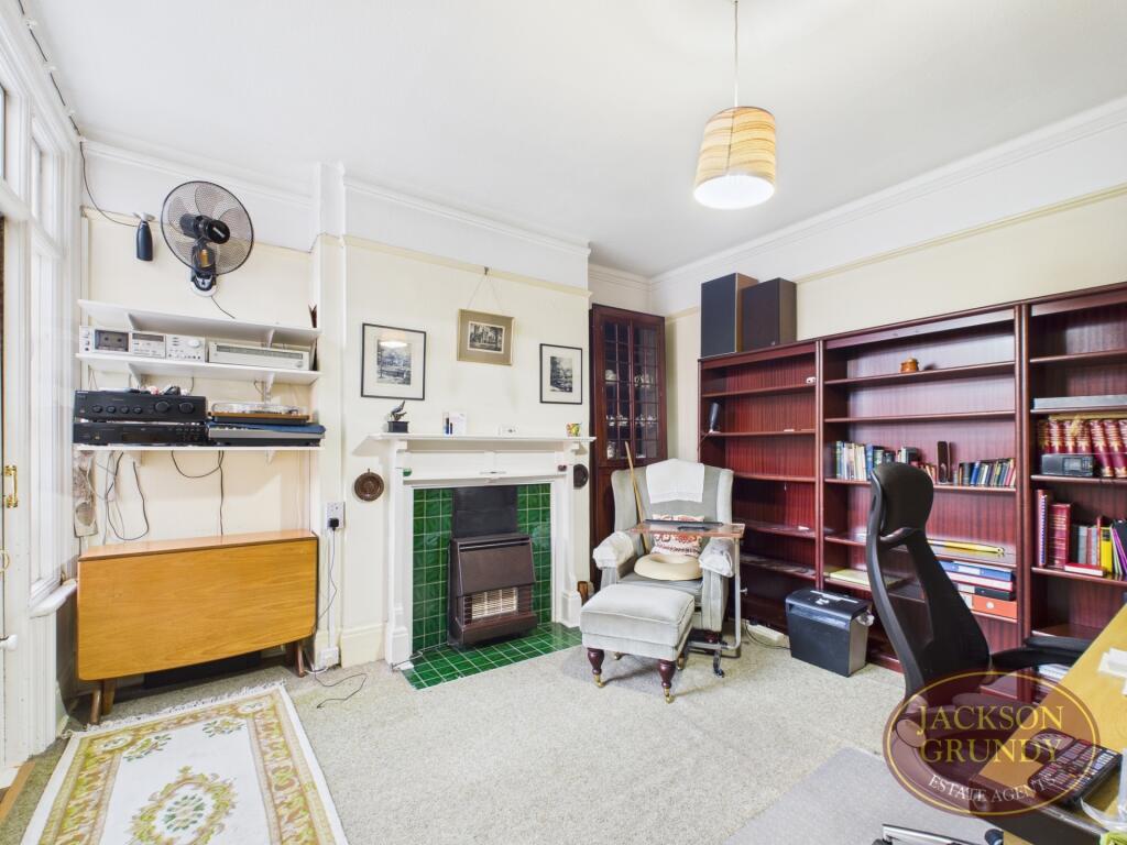 Birchfield Road, Abington, NN1 4RH - More