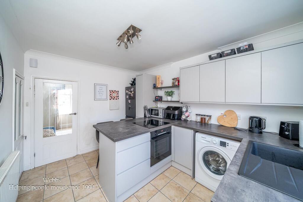 House in Tamworth, Staffordshire - View 4