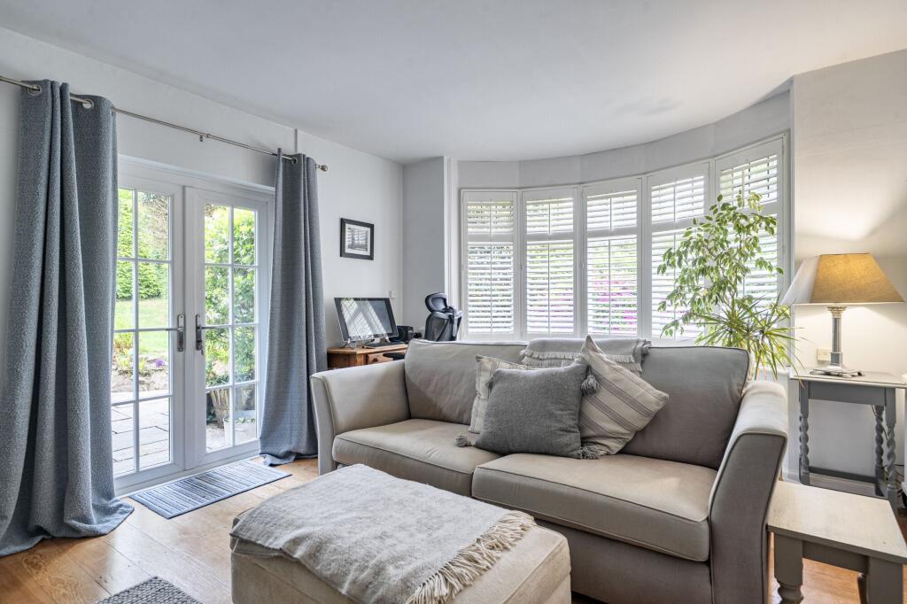 House in Redhill - More