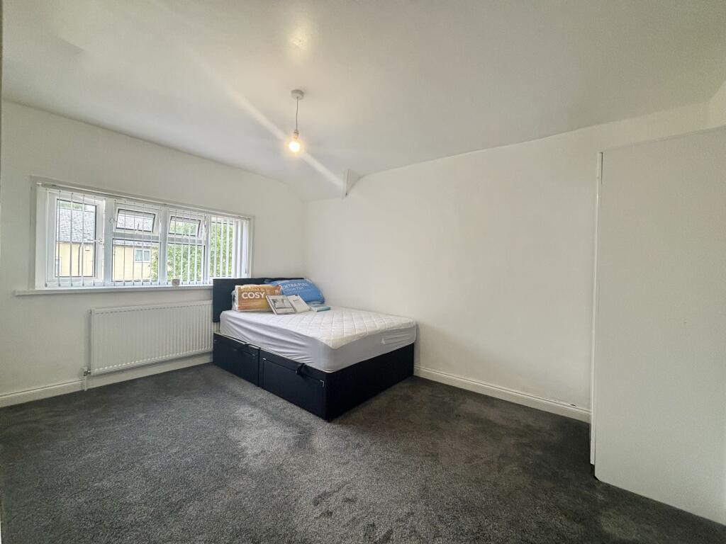Main image of property: Waldrons Moor, Kings Heath, B14