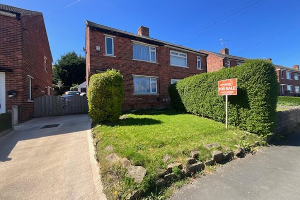 3 bedroom semi-detached house for sale in Lamb Hill Close