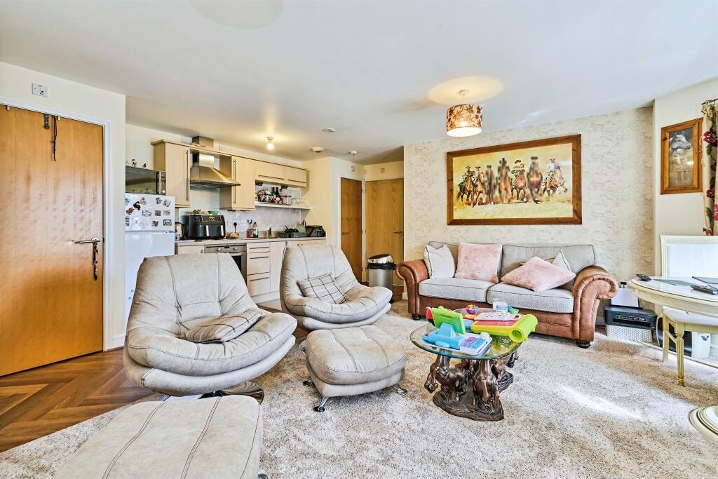 Apartment in Sandwell, Horseley Heath - View 5
