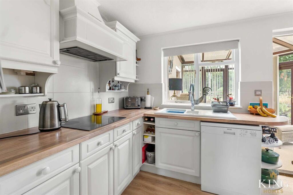 House in Worcester - More