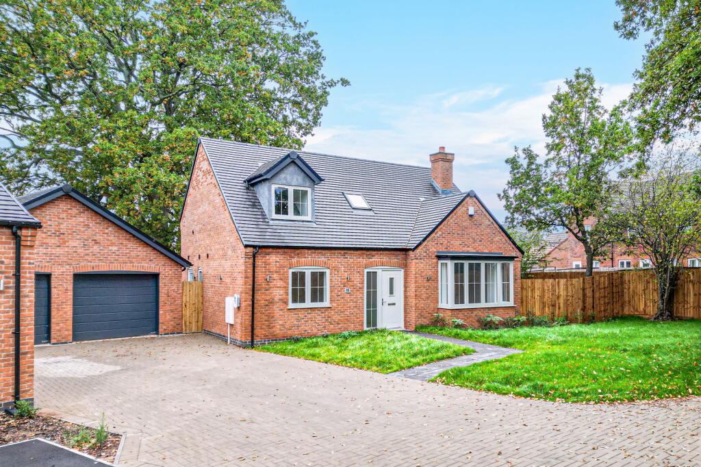 Main image of property: Beech Fields Place, Solihull, B90 1UT