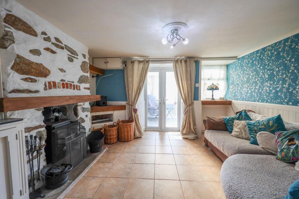 House in Plymouth - View 5