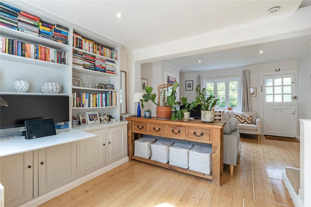 House in London - View 5