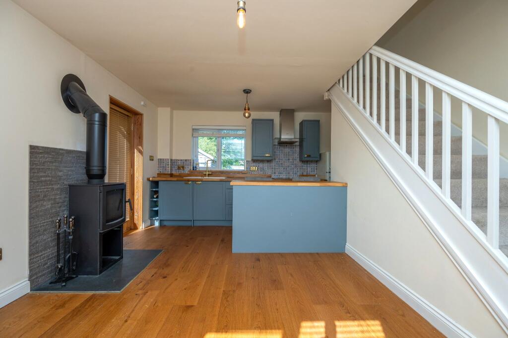 Additional image 8 of Willow Close, Alcester, B49