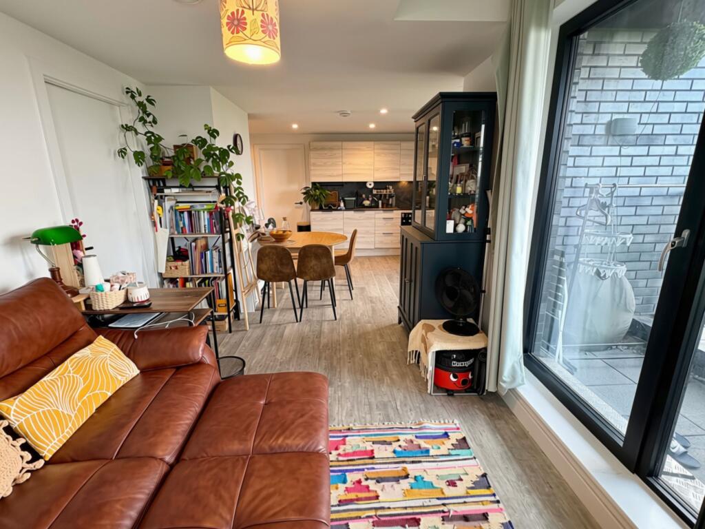 Apartment in Trafford, Greater Manchester - View 3