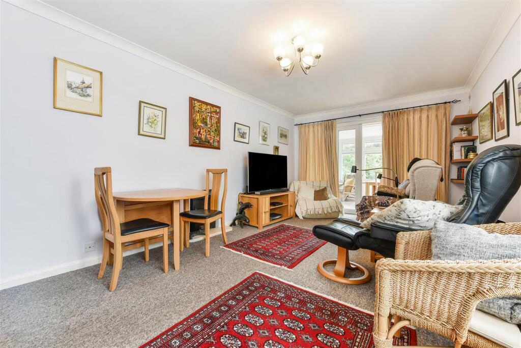 Longmead, Walberton photo 4