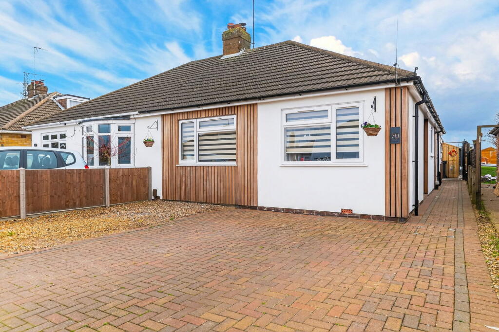 Main image of property: Oxford Street, Finedon, NN9 5HA