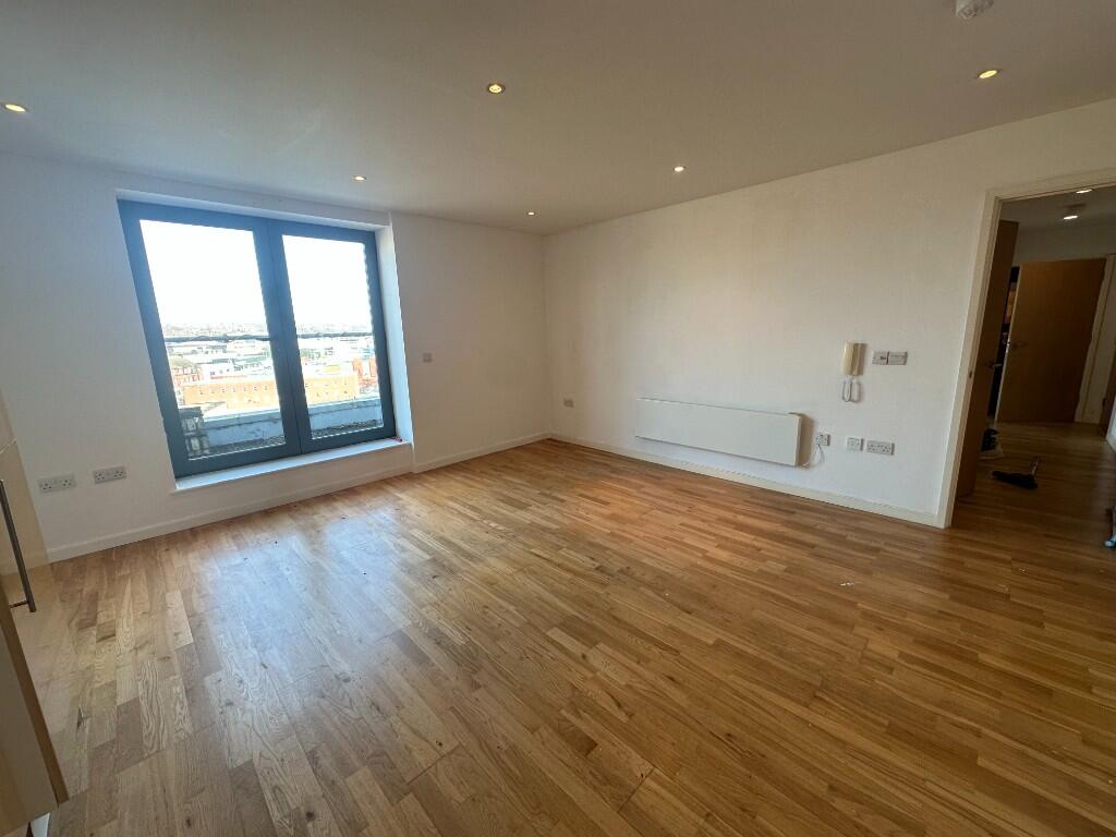 Main image of property: Skinner Lane, Leeds, West Yorkshire, LS7