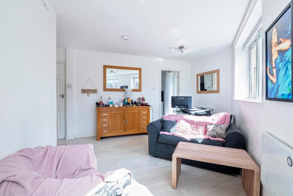 Main image of property: Aberdale Court, Garter Way, SE16