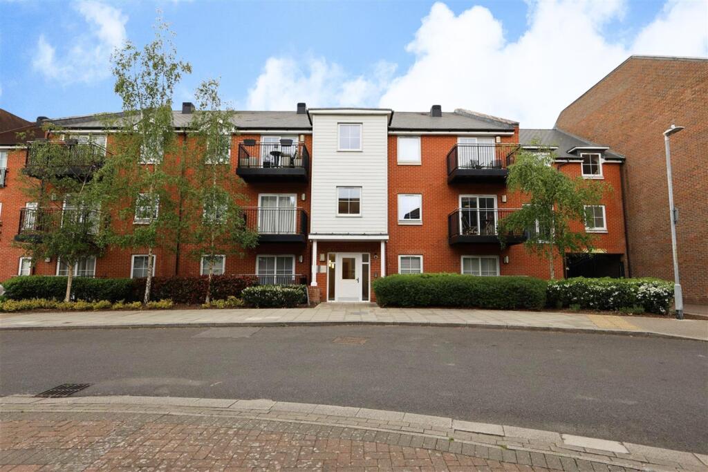 Main image of property: Mere Road, Dunton Green, Sevenoaks