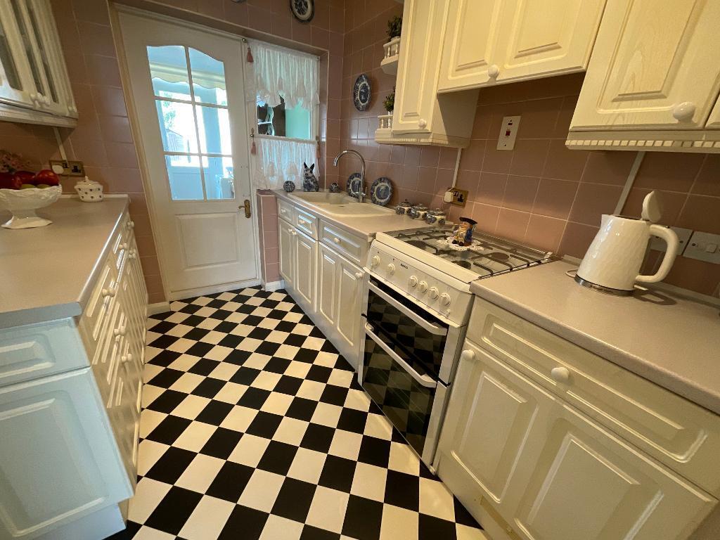 House in London - View 5