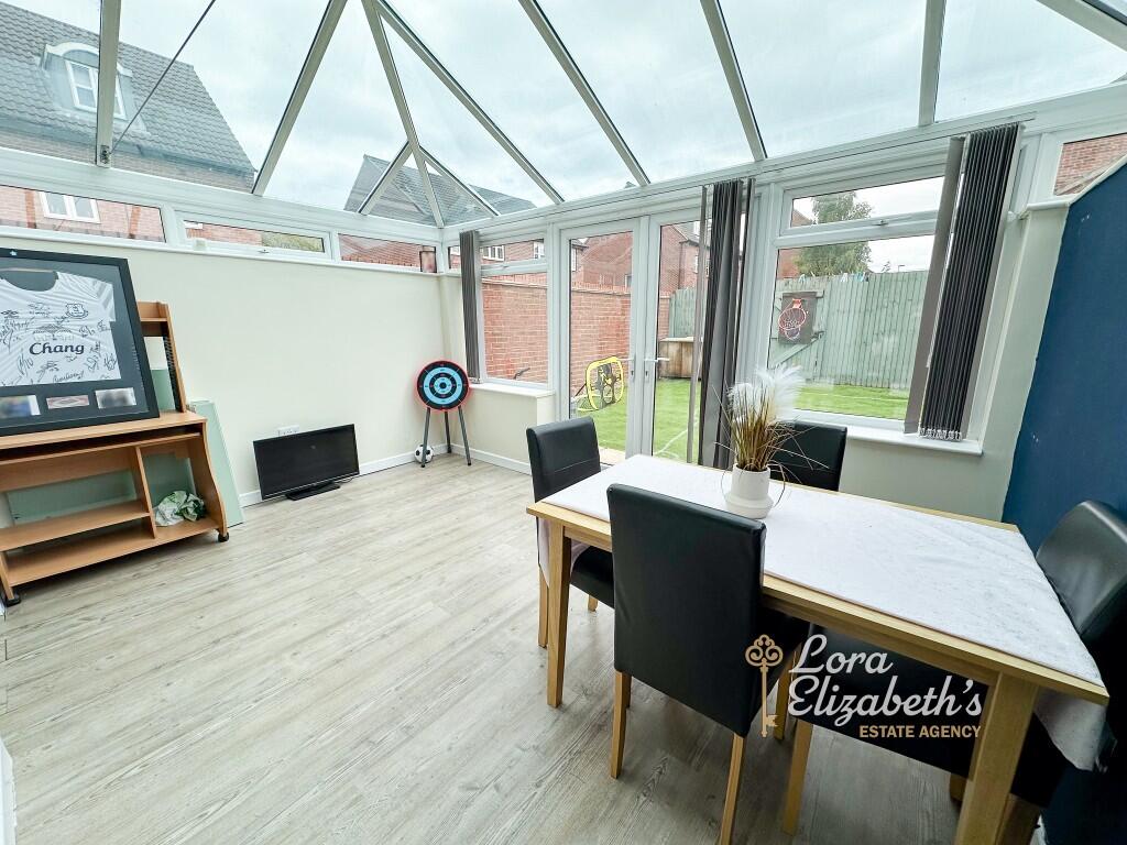 Rockstone Way, Mansfield, Nottinghamshire, NG19 - View 4