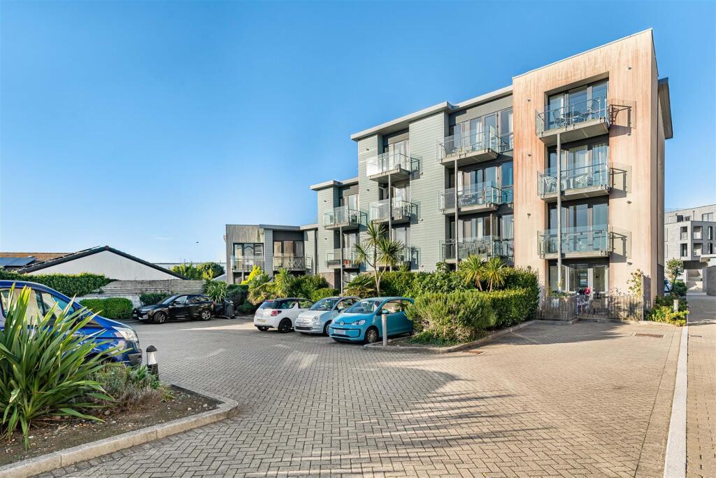 Main image of property: 38 Tre LowenPentire CrescentNewquay