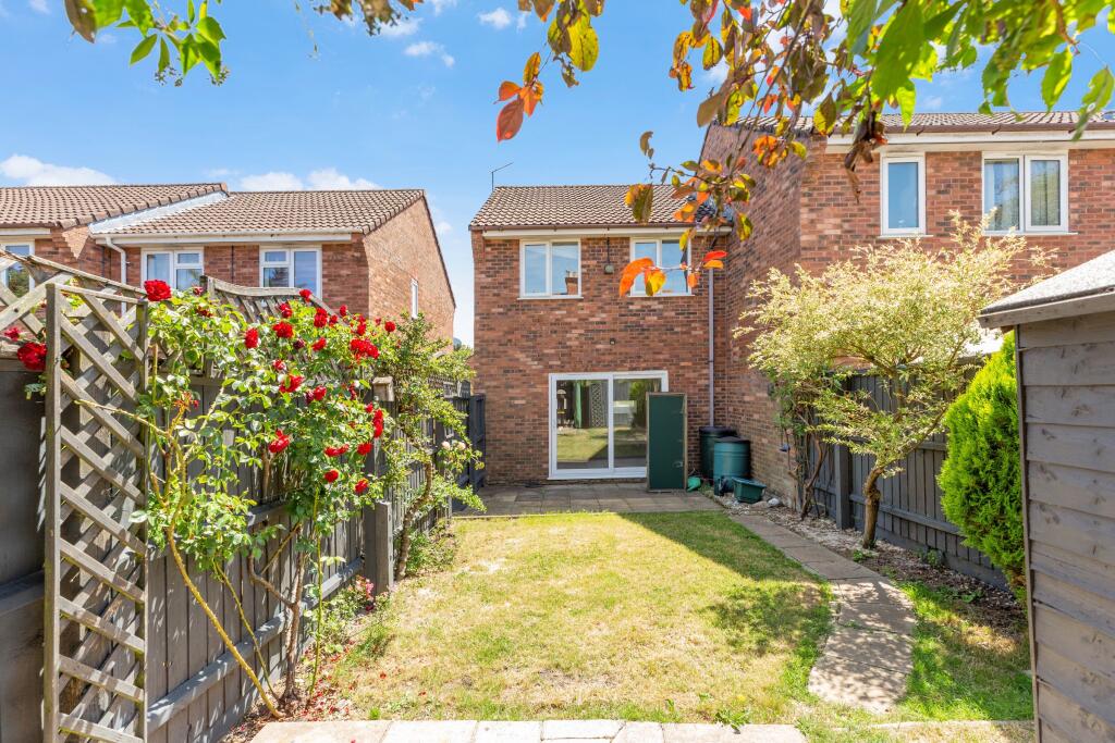 House in Gillingham, Slaughtergate - More