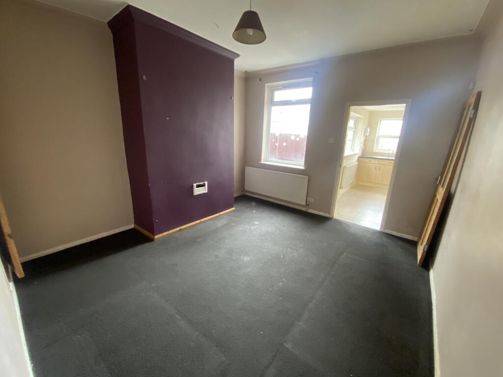 51 Nottingham Road, Alfreton, Derbyshire DE55 7HL photo 3