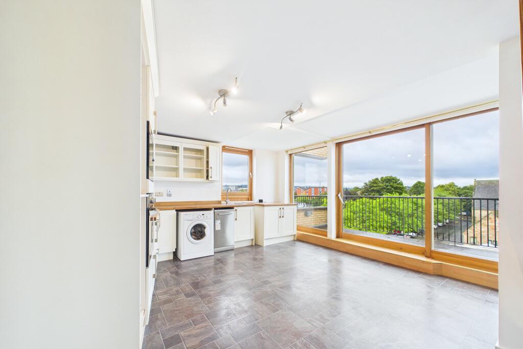 Apartment in Glasgow - View 5