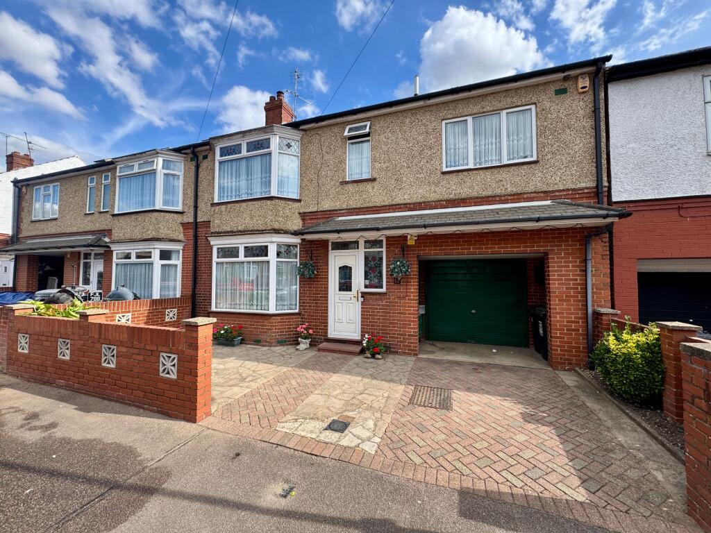 Main image of property: Ascot Road, Luton, LU3