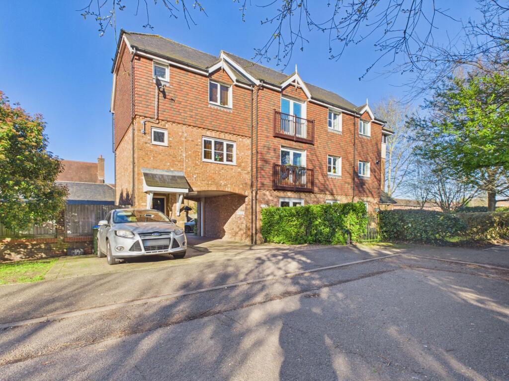Main image of property: Pondtail Close, Horsham, RH12