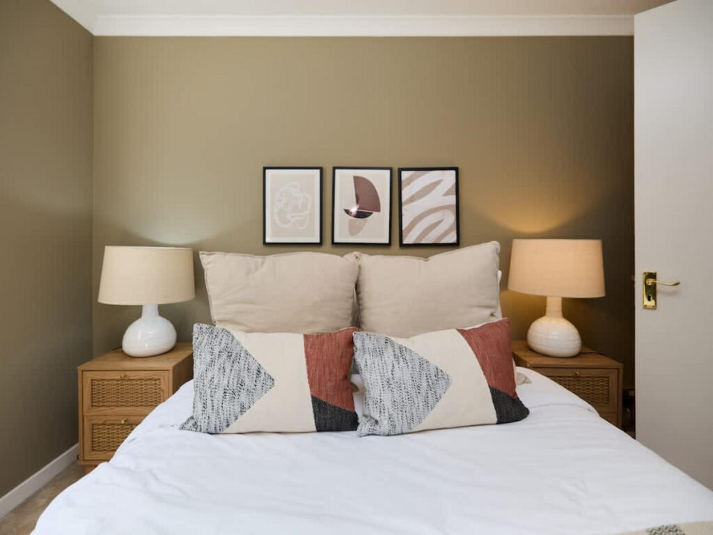 2 bedroom apartment for rent