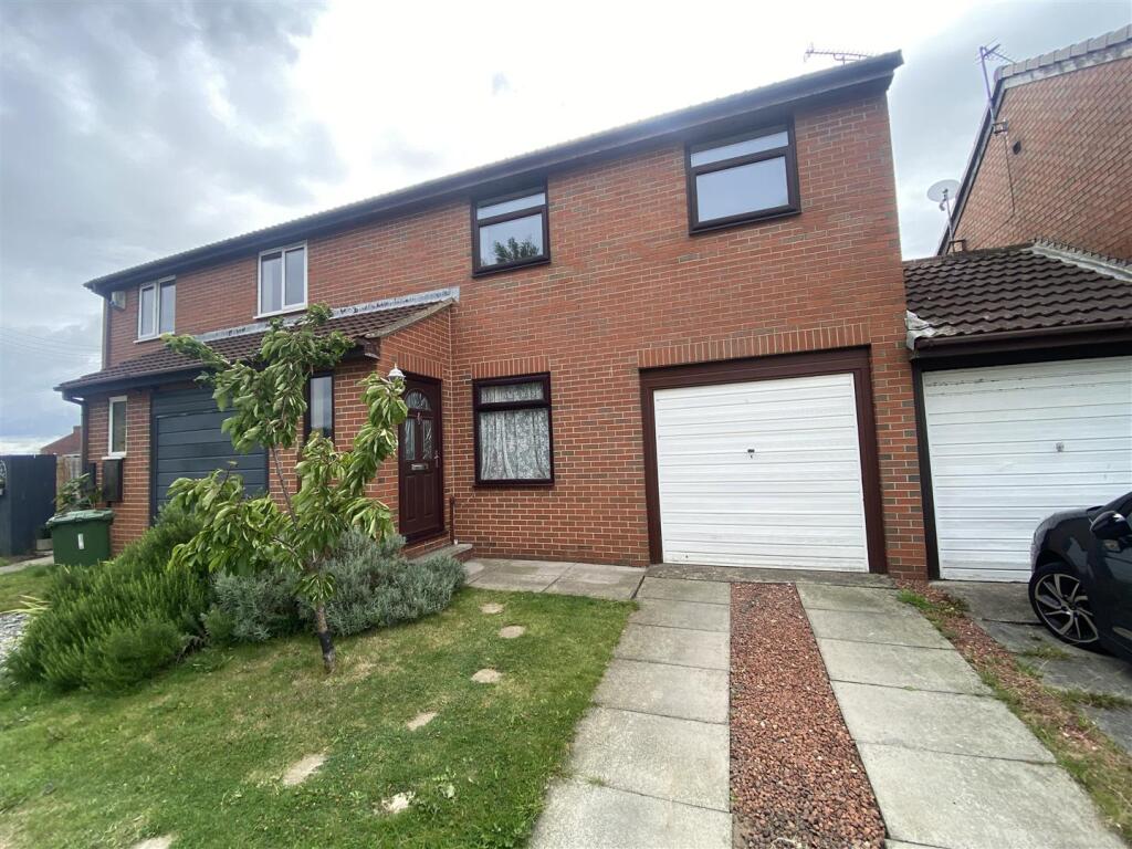 3 Bedroom Semi-Detached in NE23 7NZ