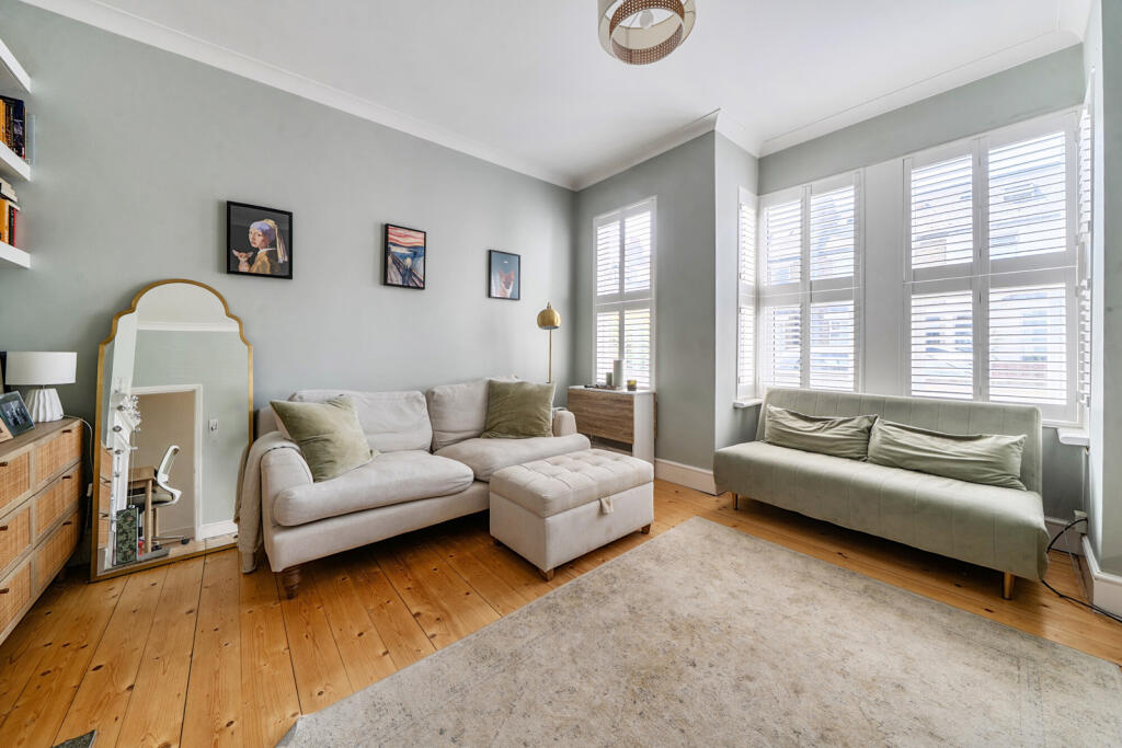 Apartment in London - View 2