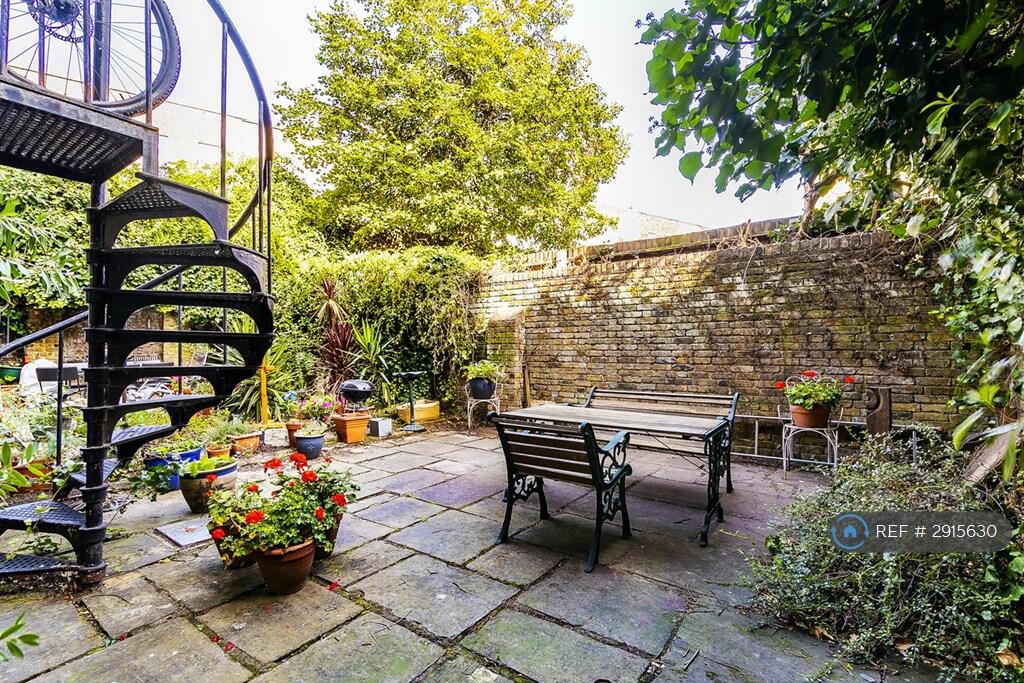 Main image of property: Barnsbury Road, London, N1